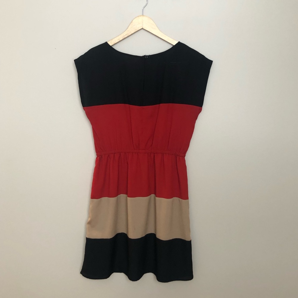 🥳 3 for 20$ Bebop Dress - Picture 2 of 3